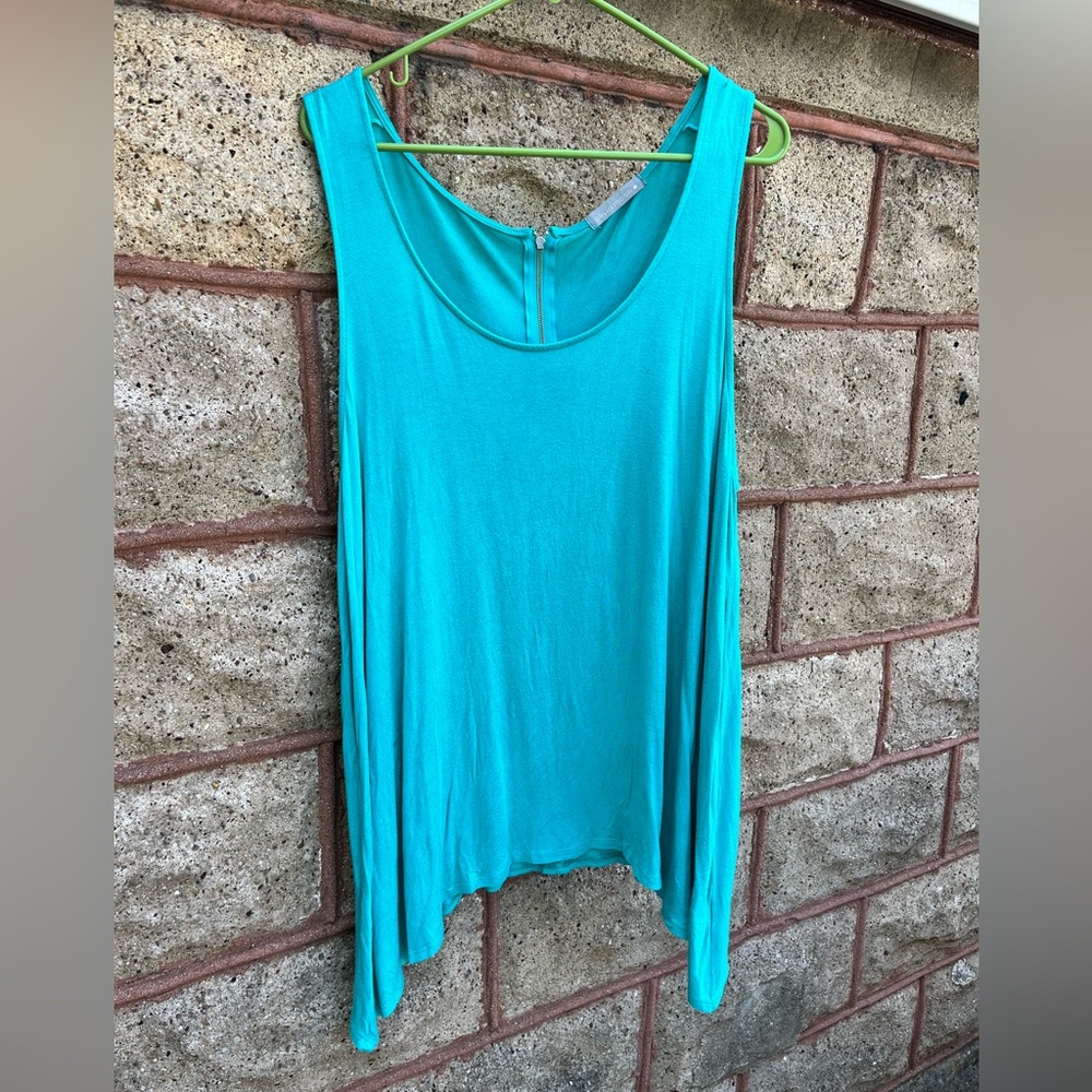 Olivia moon Women tank top large blue sides flare out ** stain